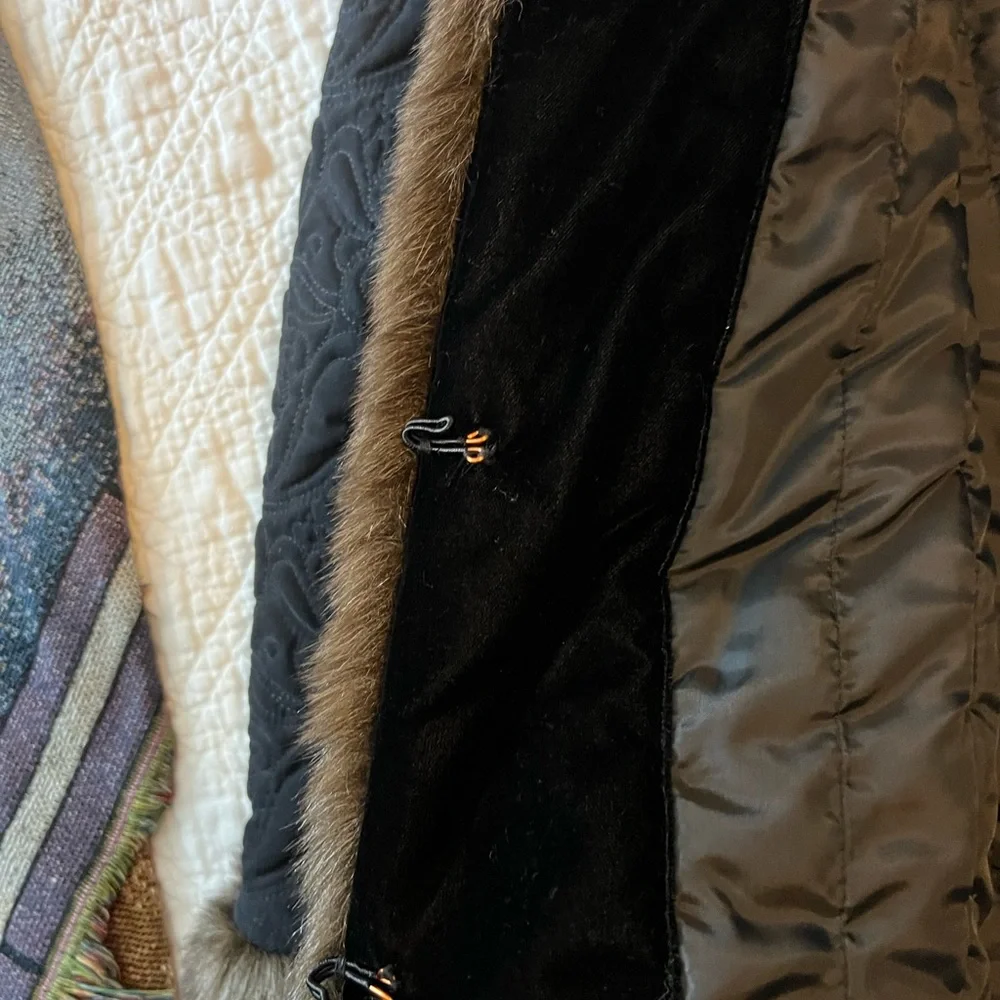 PMJ112 - Mulberry Street, Women’s, M, Quilted brown jacket w/ faux fur trim - Picture 2 of 4